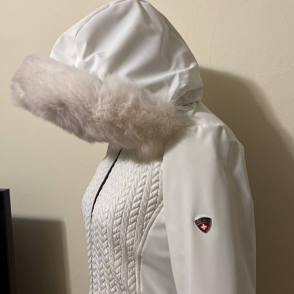 Postcard Lomnica Insulated Ski Jacket with Real Fur - Picture 2 of 9